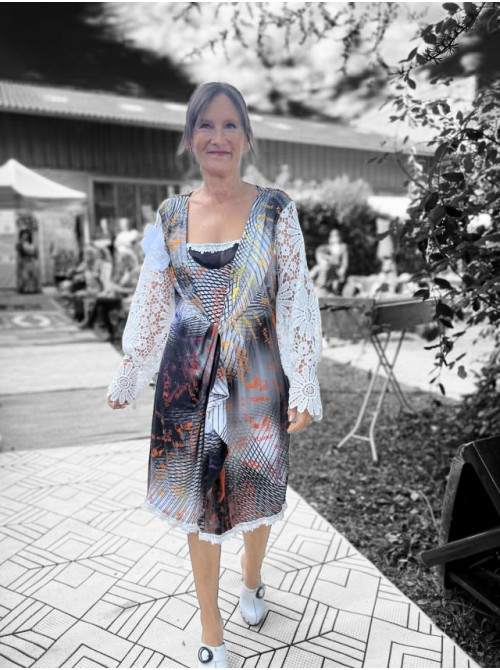Robe graphisme & dentelles - 3
